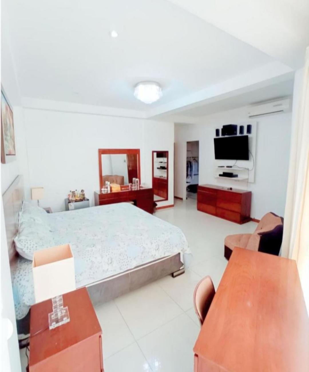 Deluxe Hotel Talara - A 5 Minutos Del Aeropuerto Y Plaza De Armas Chambre photo