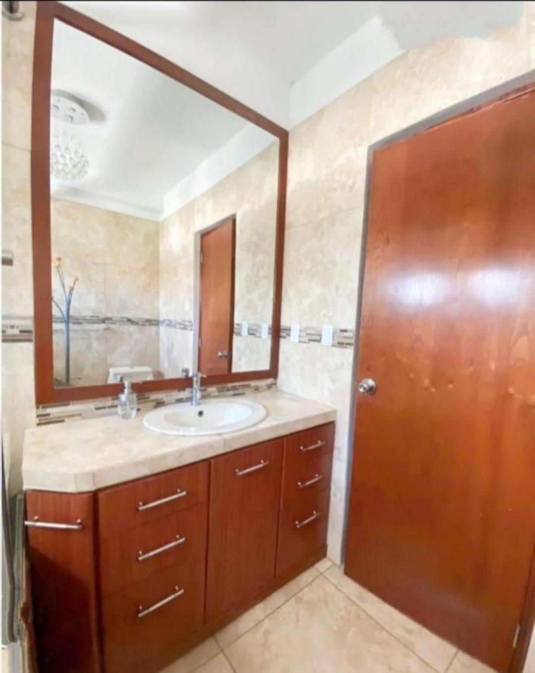 Deluxe Hotel Talara - A 5 Minutos Del Aeropuerto Y Plaza De Armas Chambre photo